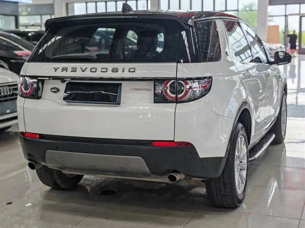 Land Rover Discovery Sport 2018 240PS SE Edition фото 6
