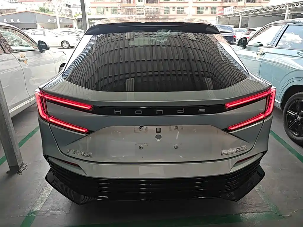 Фото 6 - Honda e:NP2 Extreme Wave 2
