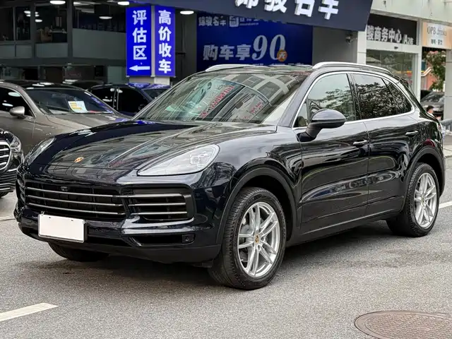 PORSCHE CAYENNE