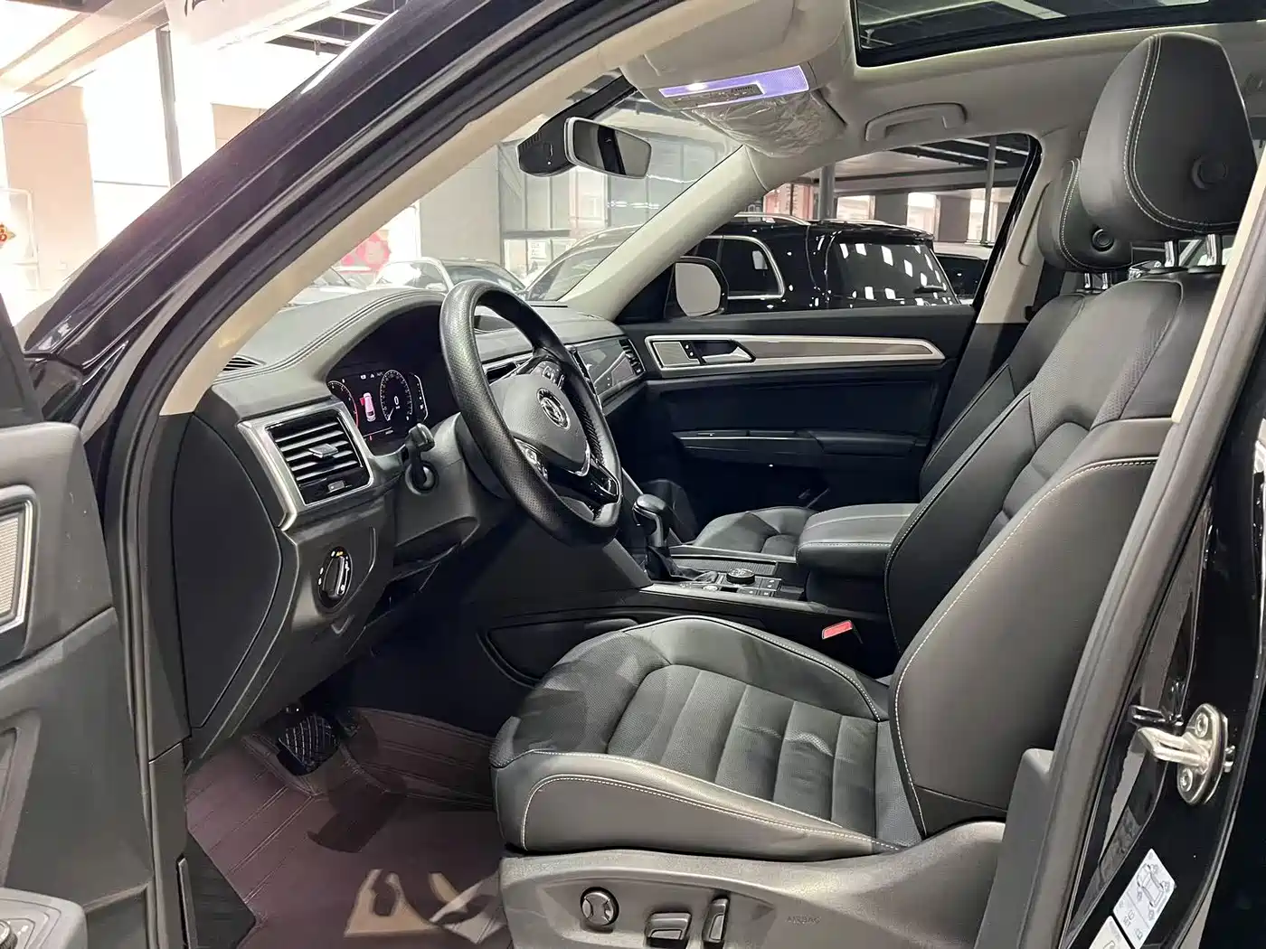 Volkswagen Teramont 2020 Facelift 380TSI 4WD Luxury Edition фото 7