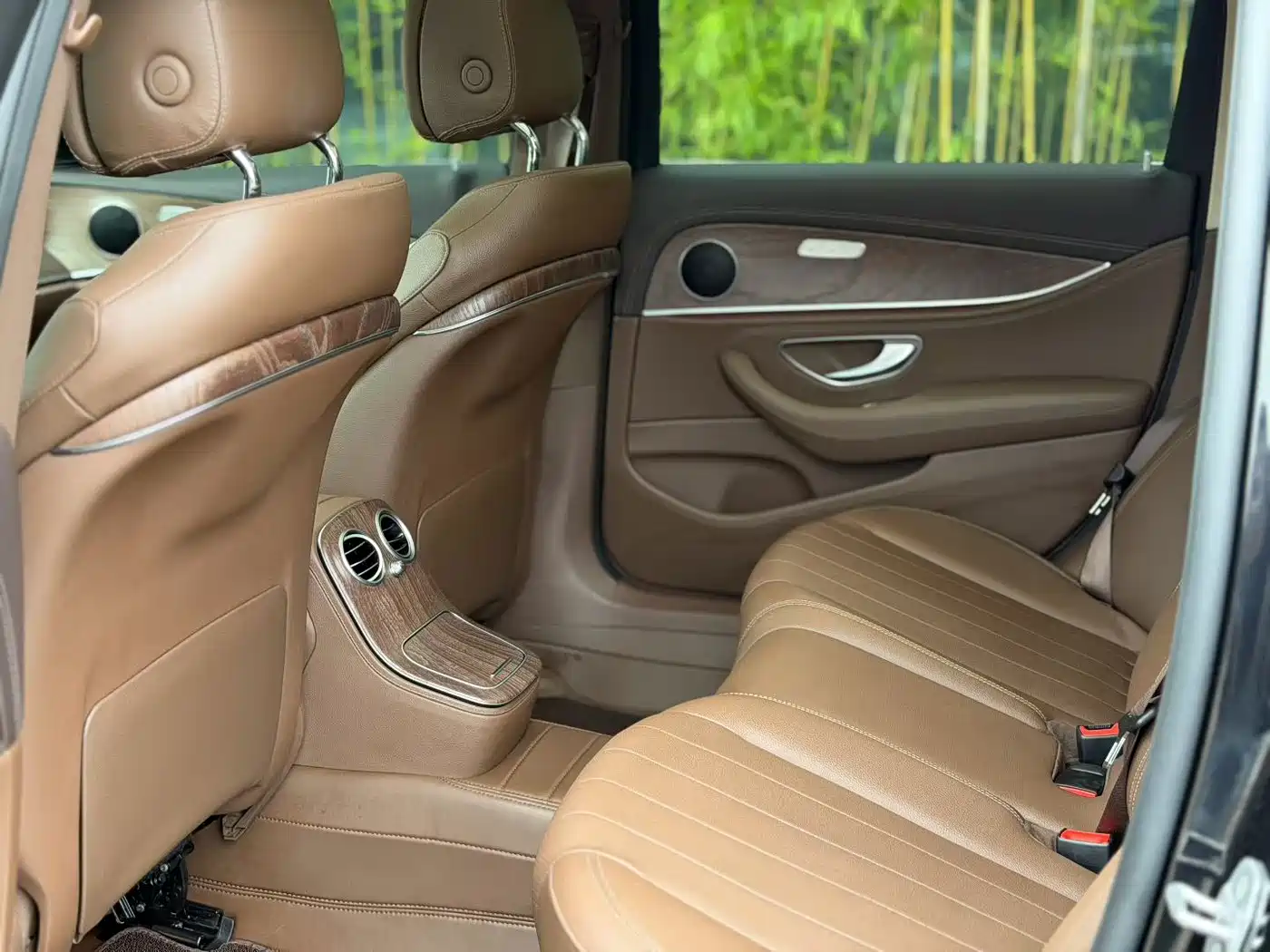 Mercedes-Benz E-Class 2021 E 260 L 4MATIC фото 4