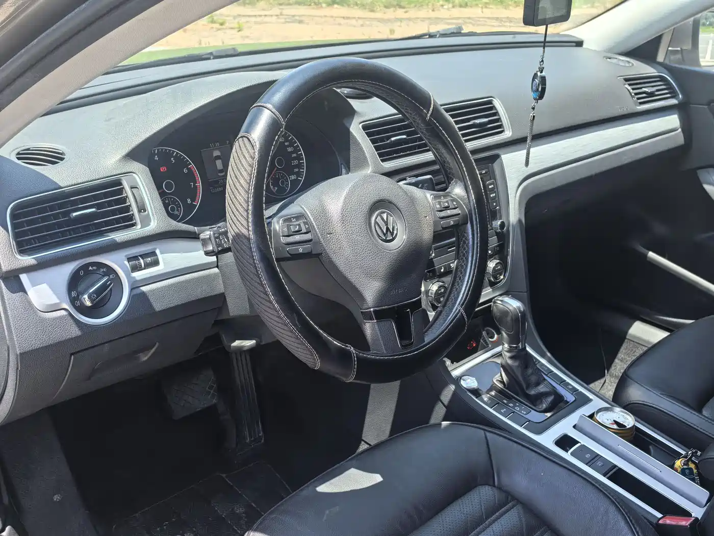Volkswagen Passat 2013 1.8TSI DSG Yuzun фото 8