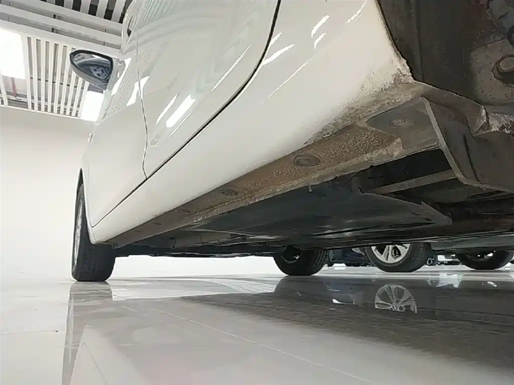 Hyundai Elantra 2018 1.6L Automatic Pleasing Edition GL China VI фото 22