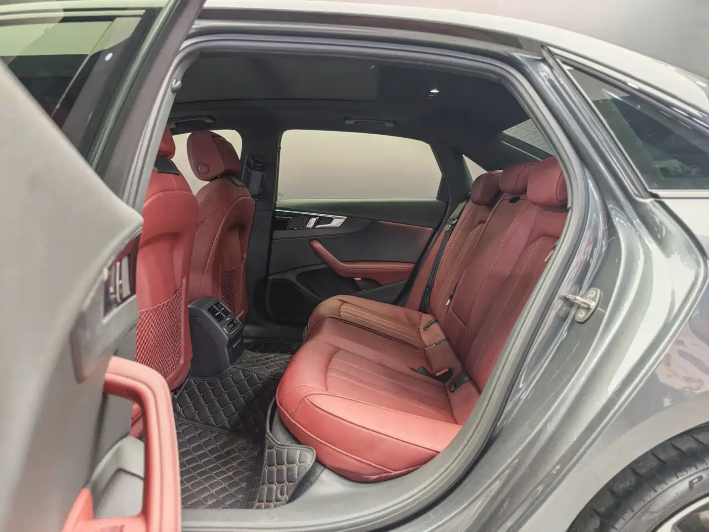 Audi A4L 2024 40 TFSI Luxury Dynamic фото 7