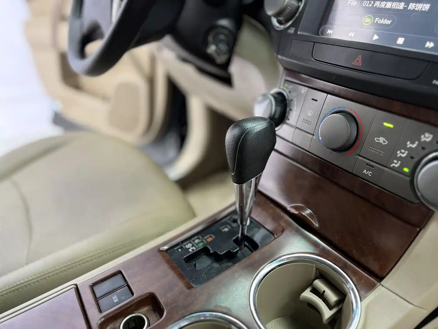 Toyota Highlander 2012 2.7L 2WD 5-seater Elite Edition фото 13
