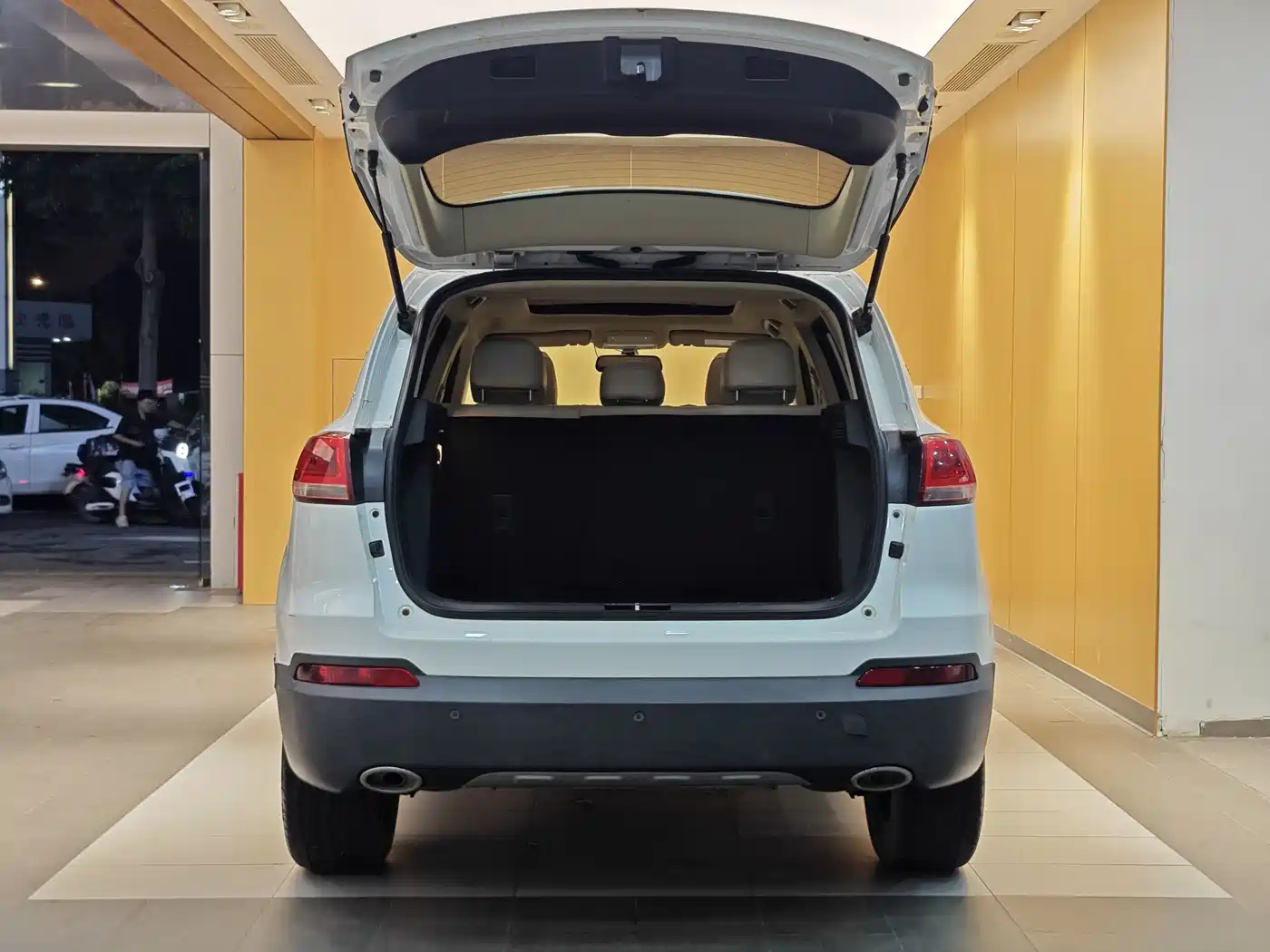 Zotye Damai X5 2016 2017 Upgrade 1.5T CVT Magistrate