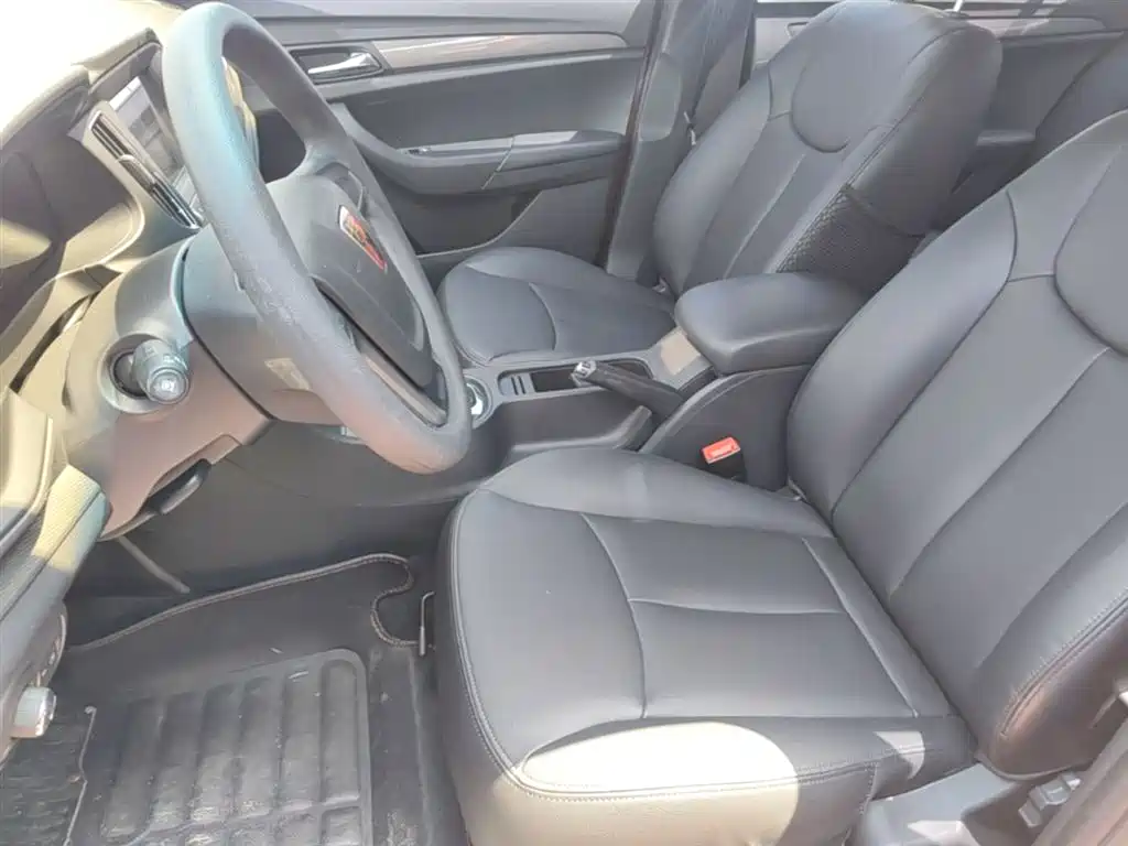 Roewe 360 2016 2015 1.5L Automatic Luxury