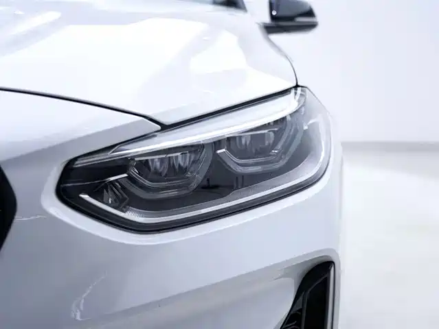 BMW 1 Series 2022 120i M Sport Shadow Edition — фото 3