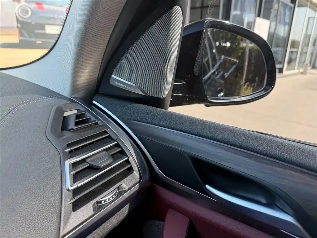 BMW X3 2023 Facelift xDrive30i Leading M Night Package фото 18