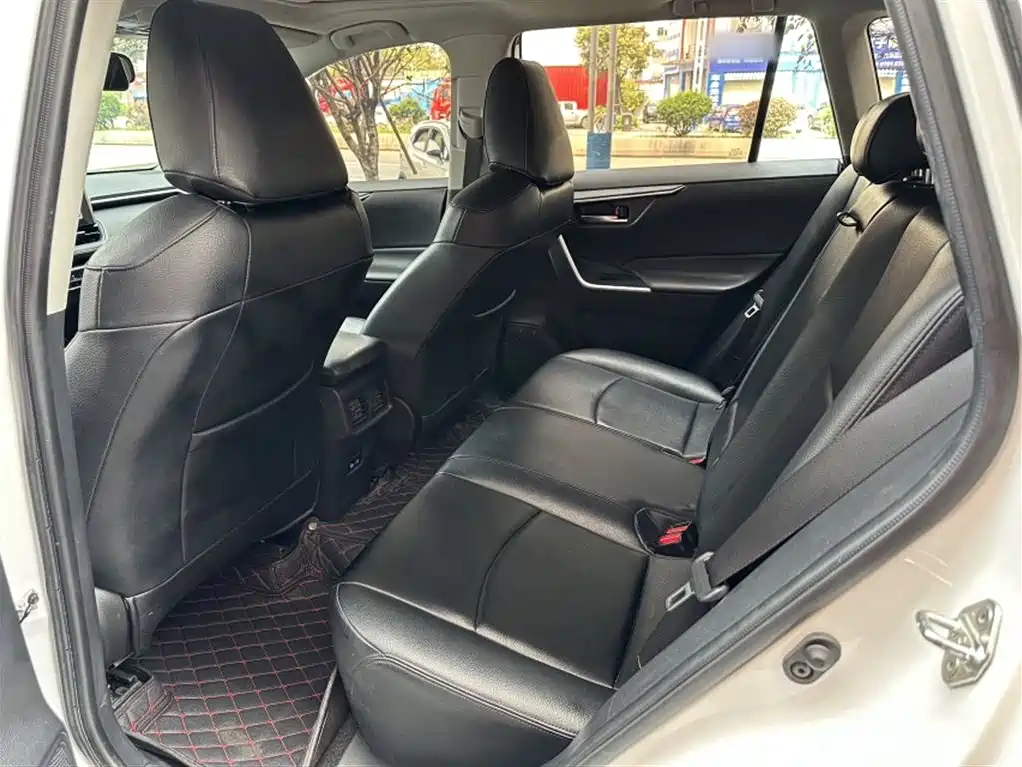 Toyota RAV4 Rongfang 2021 2.0L CVT 2WD Trend фото 14