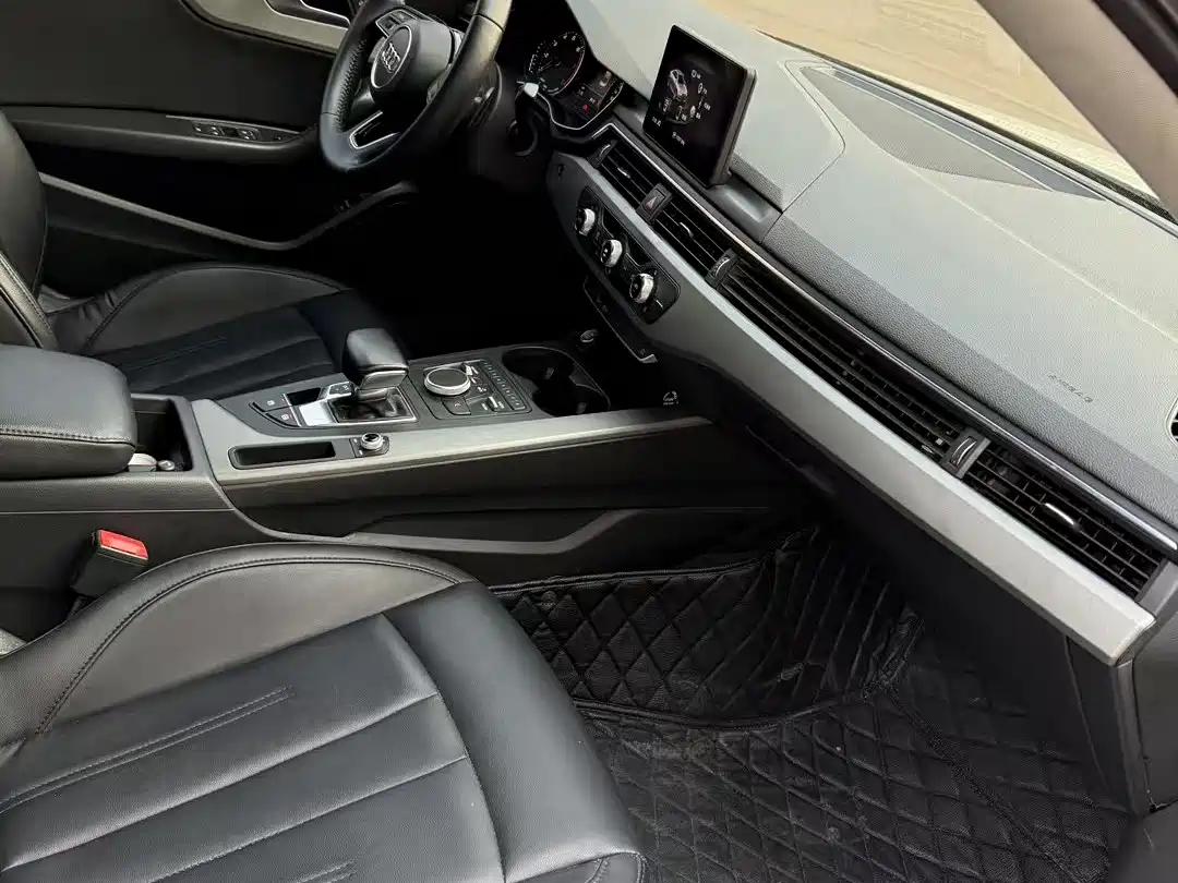 Audi A4L 2018 30th Anniversary 30 TFSI Progressive фото 9