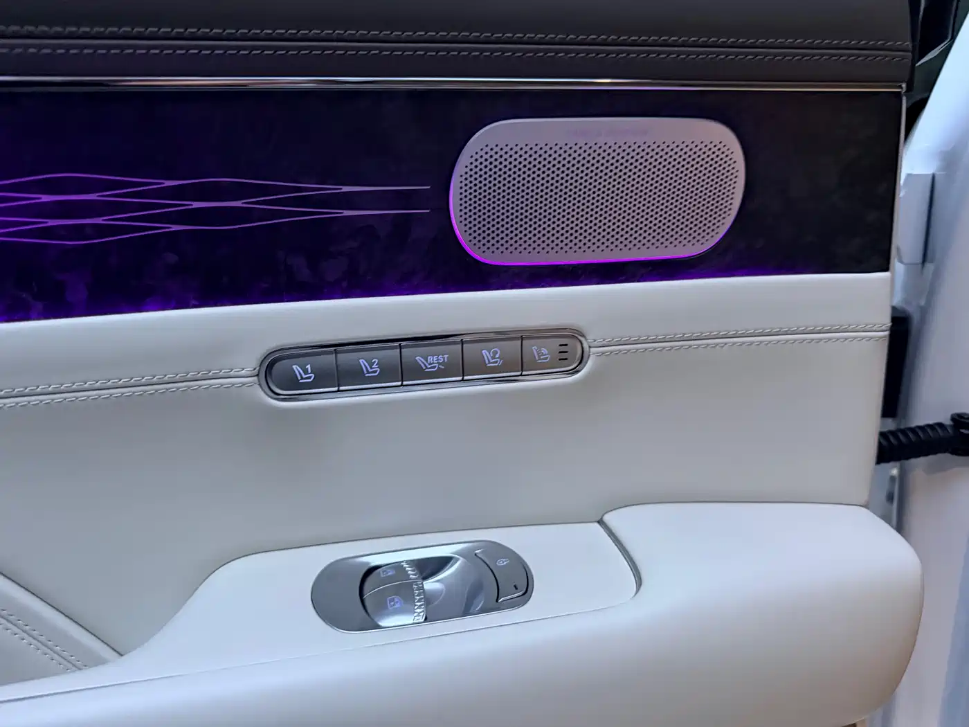 Genesis G90 2023 3.5T Flagship Version фото 18