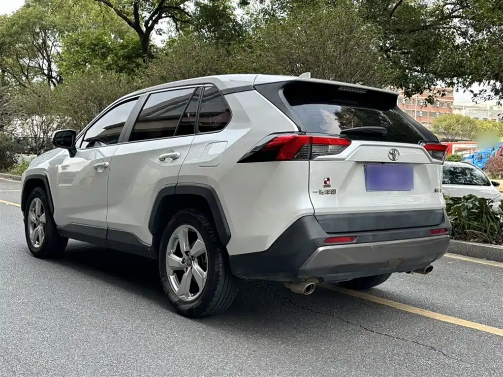 Toyota RAV4 Rongfang 2021 2.0L CVT 2WD Trend фото 22