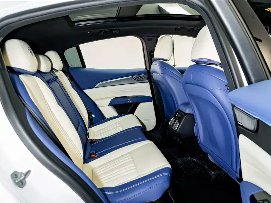 Maserati Grecale 2024 2023 2.0T GT