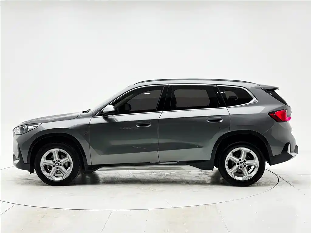 BMW X1 2023 sDrive20Li X Design Package фото 7