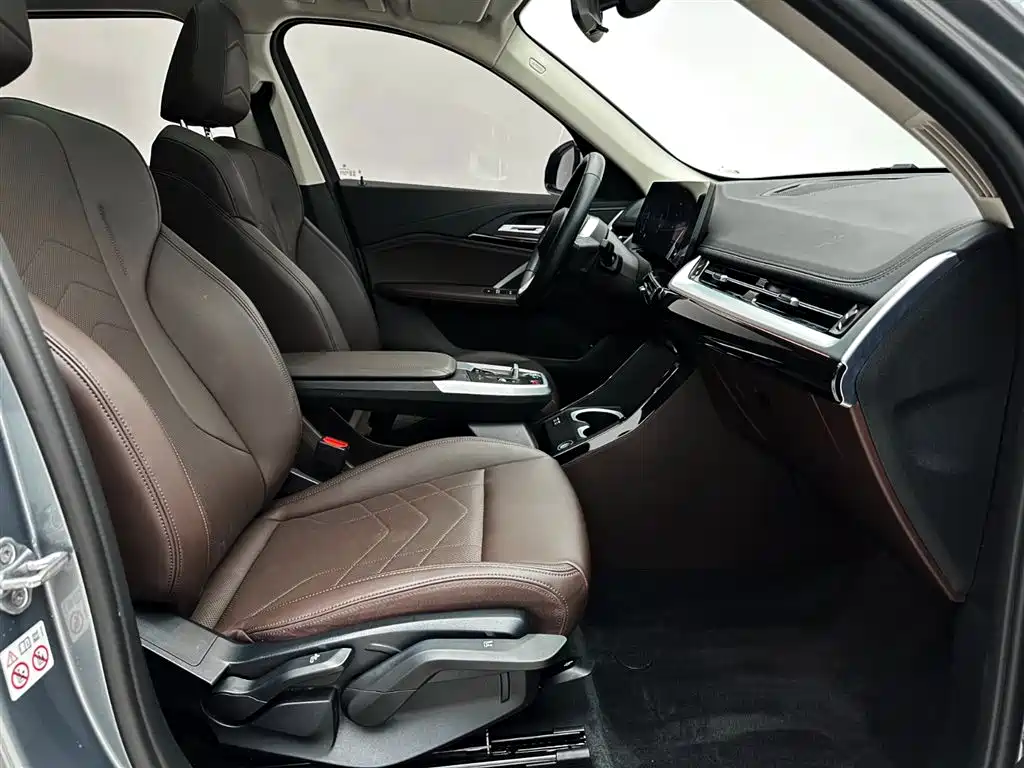 BMW X1 2023 sDrive20Li X Design Package фото 21