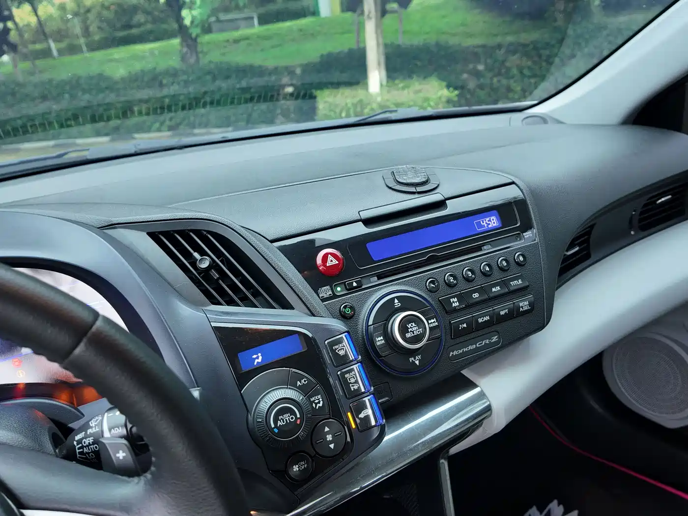 Honda CR-Z 2012 Hybrid фото 46
