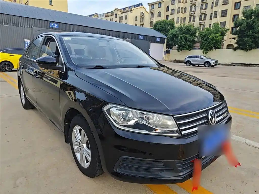 Volkswagen Santana 2016 1.6L Manual Trend Edition фото 4