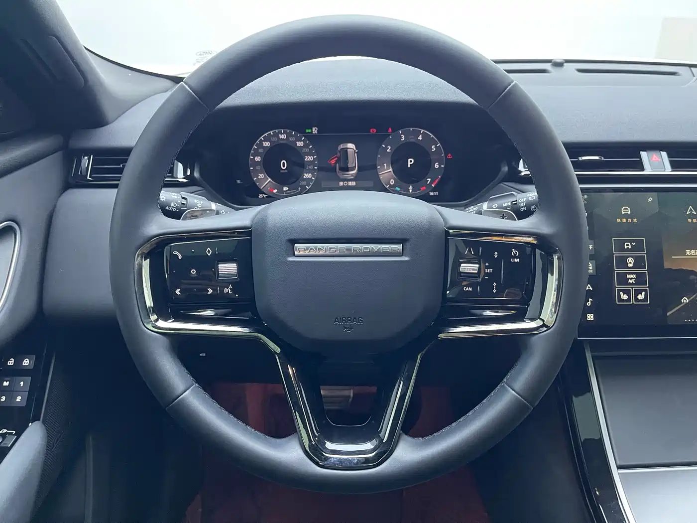 Land Rover Range Rover Velar 2024 Dynamic SE фото 15