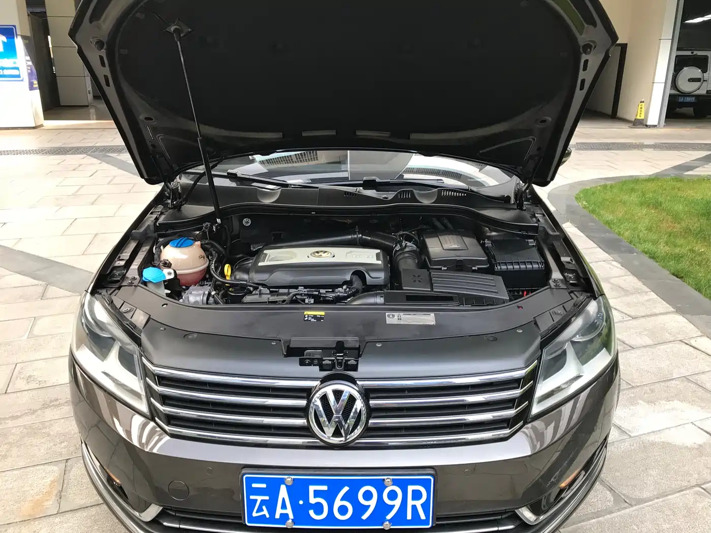 Volkswagen Magotan (Import) 2012 Wagon 2.0TSI Comfort фото 29
