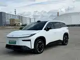 Фото 1 - Toyota bZ3X