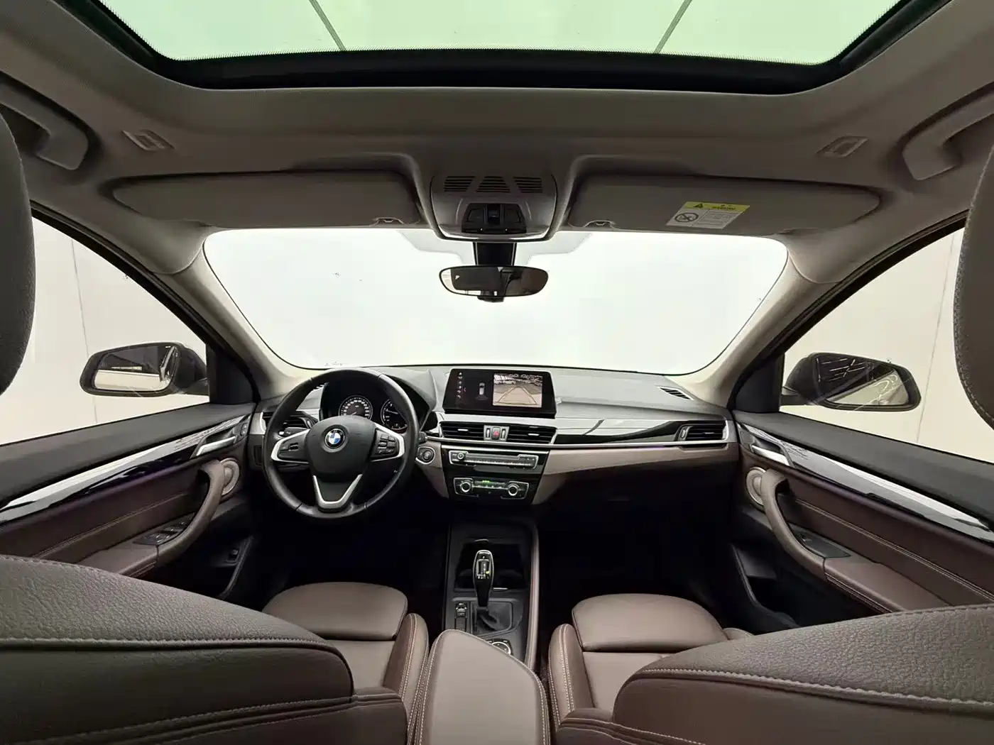 BMW X1 2022 sDrive20Li Fashion фото 12
