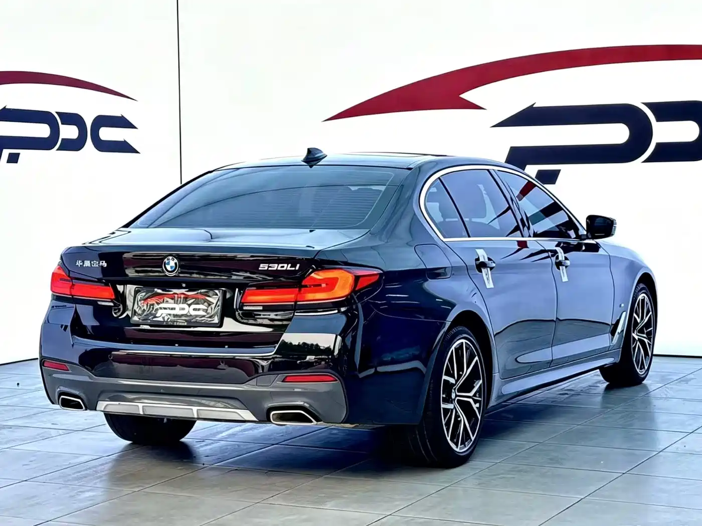 BMW 5 Series 2021 530Li Premium M Sport Package фото 24