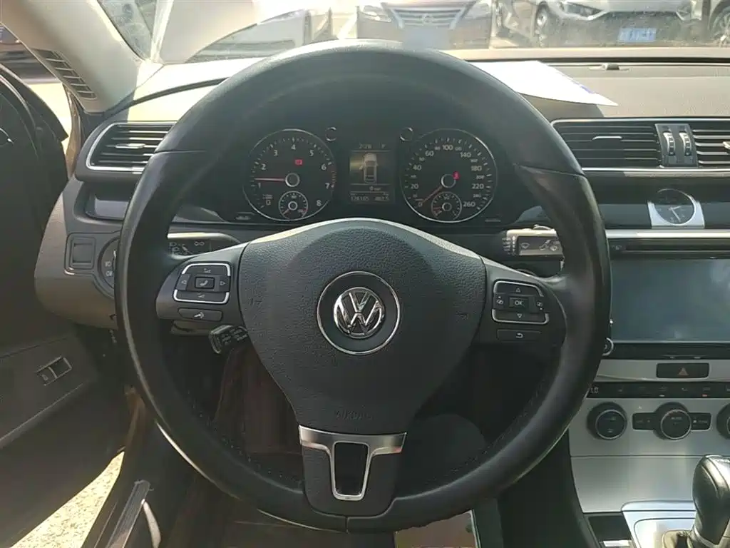 Volkswagen Magotan 2015 Facelift 1.8TSI Luxury фото 11