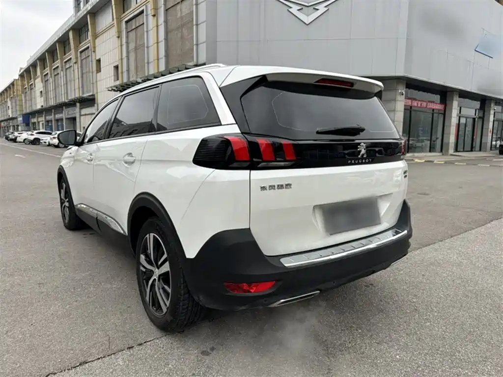 Peugeot 5008 2019 380THP 7-seat Elite Edition фото 23