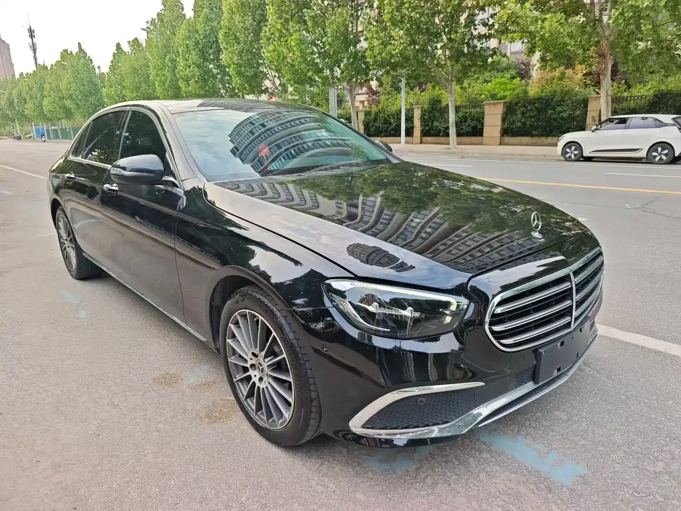  E CLASS