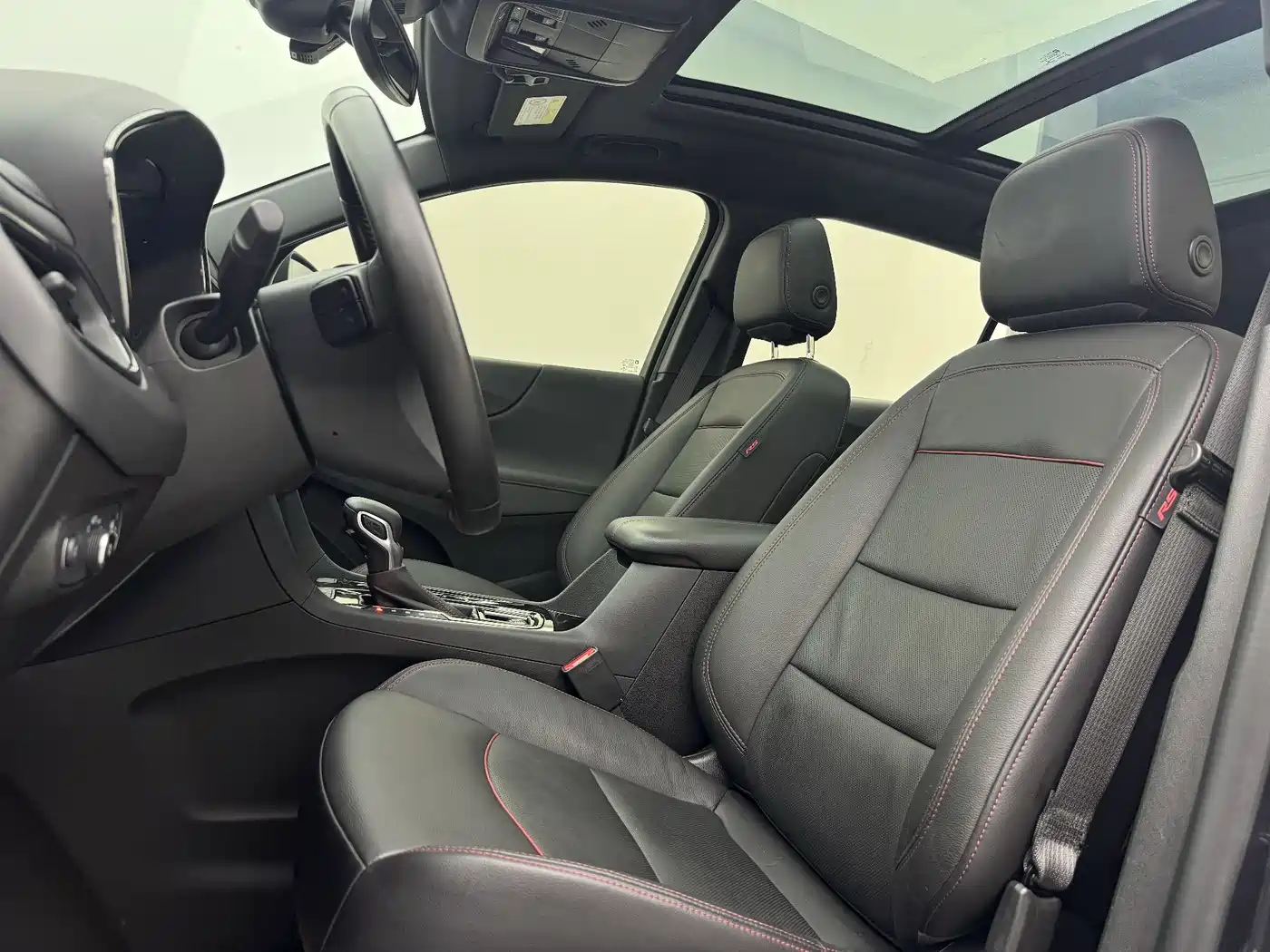 Chevrolet Equinox 2021 550T RS 4WD Intelligent Defender Edition фото 24