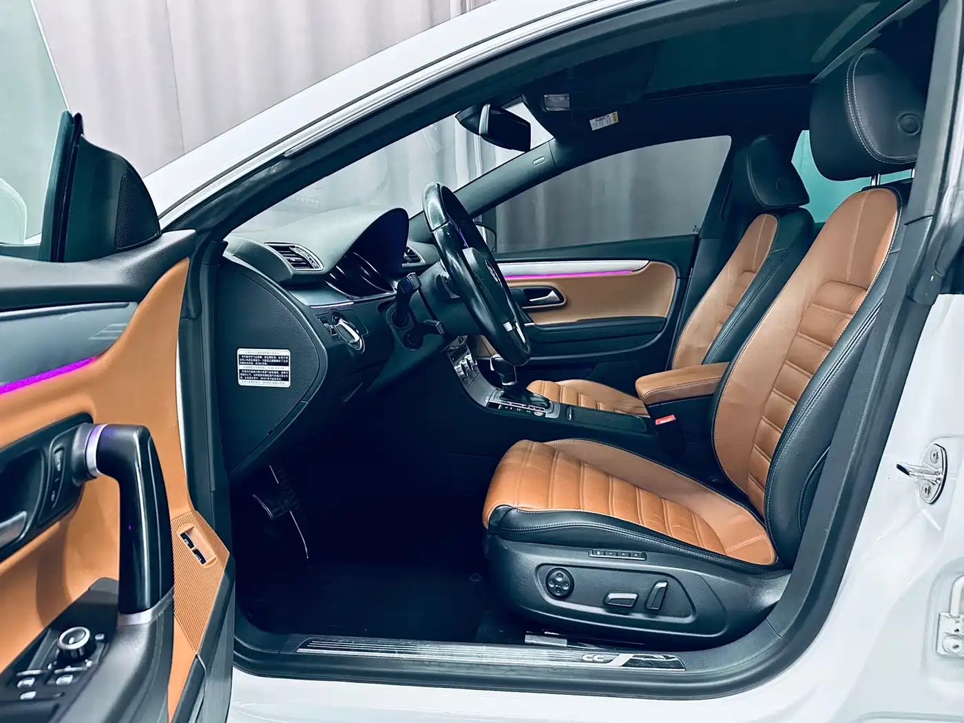 Volkswagen FAW-Volkswagen CC 2015 2.0TSI Luxury фото 9