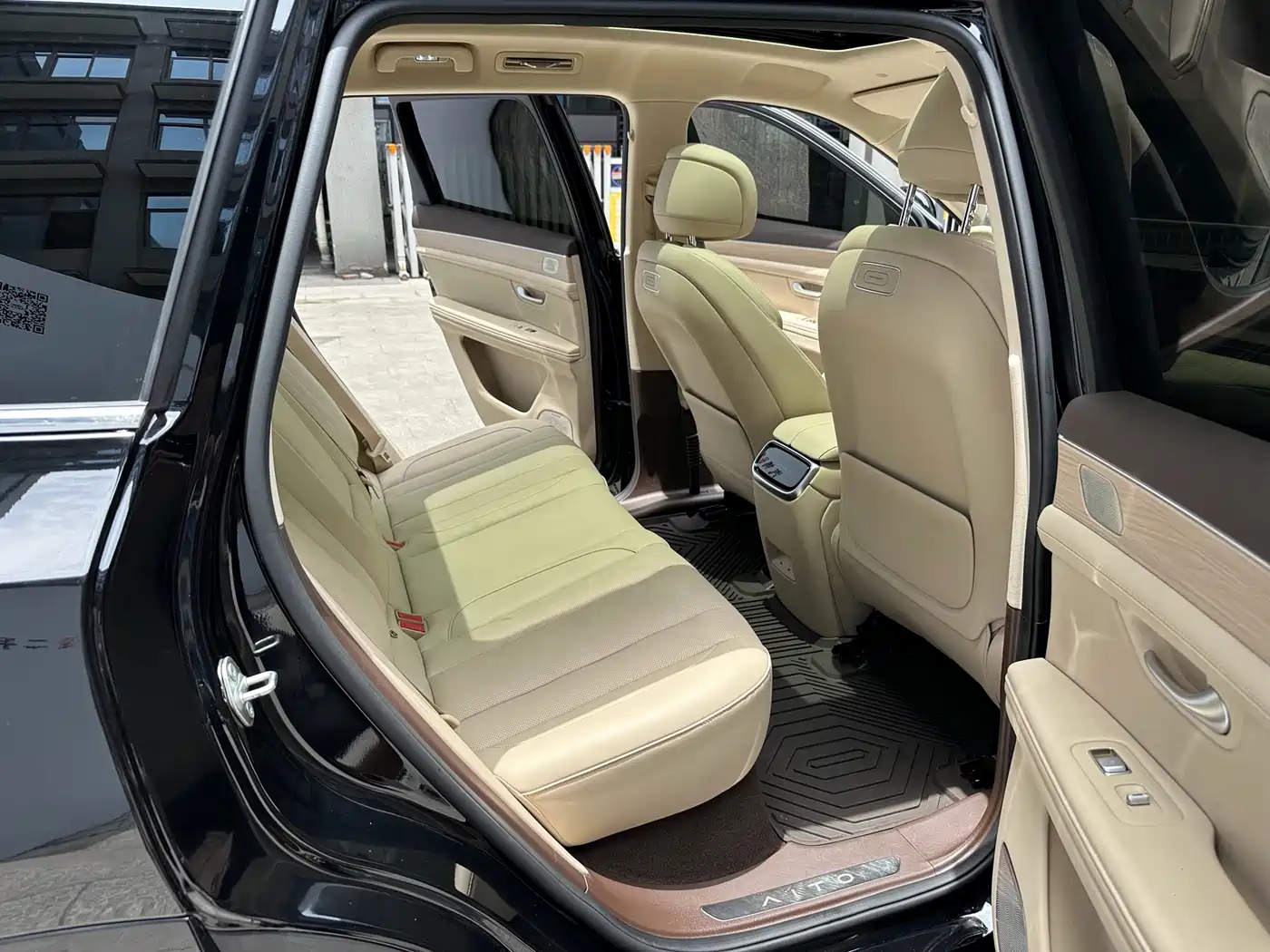 AITO Wenjie AITO M7 2024 1.5T Smart Drive RWD Pro 5-seater фото 8