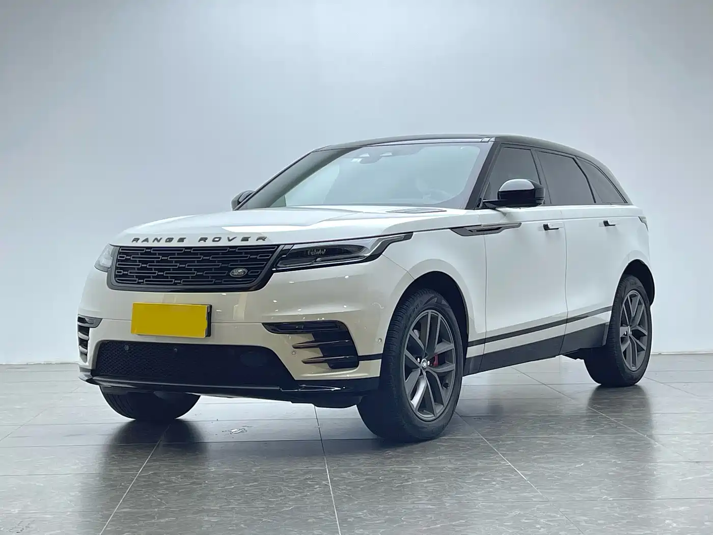 Land Rover Range Rover Velar 2024 Dynamic SE