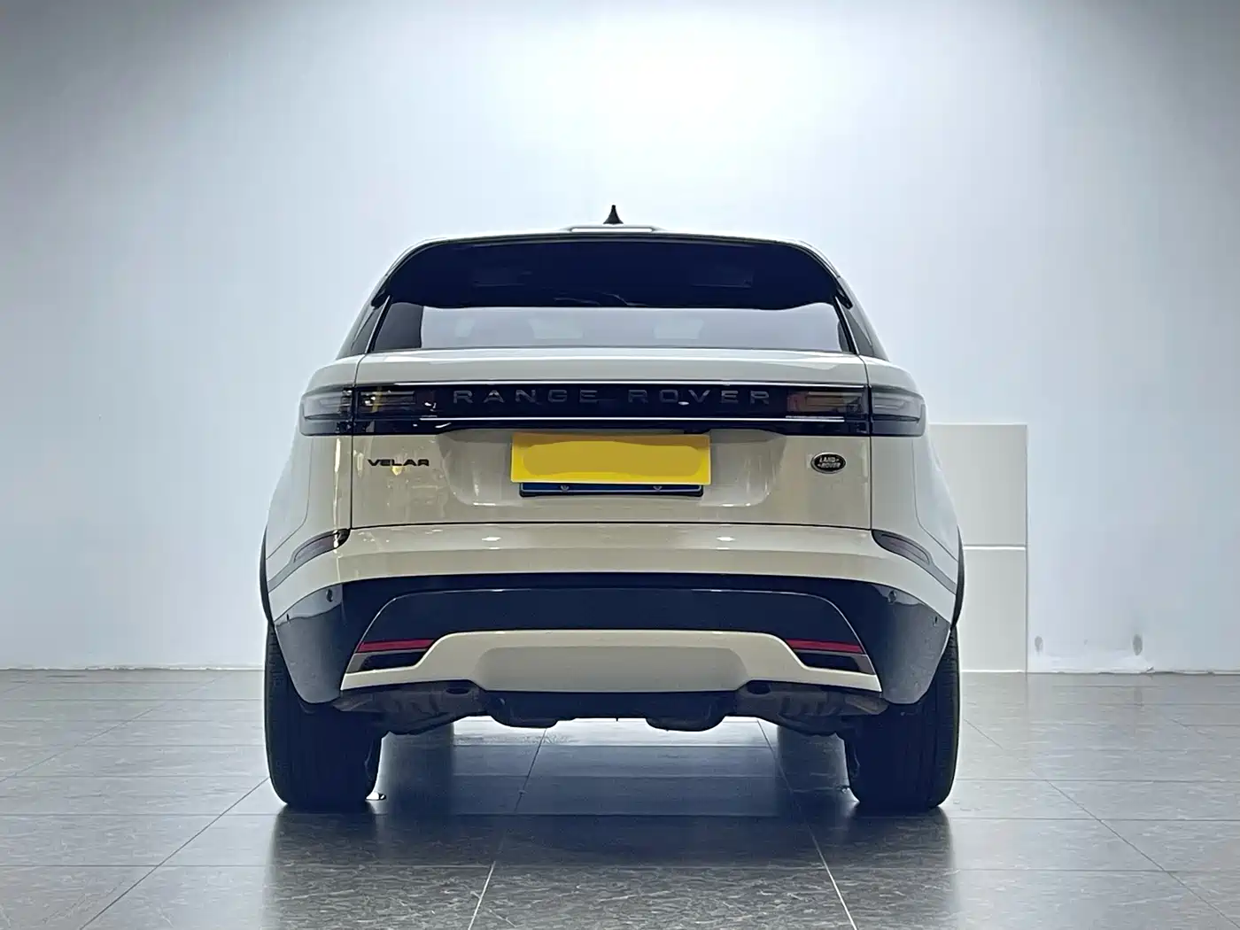Land Rover Range Rover Velar 2024 Dynamic SE фото 3