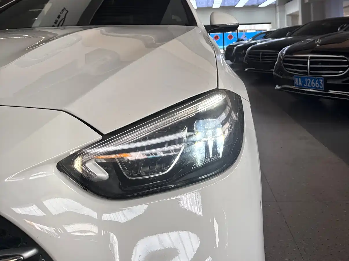 Mercedes-Benz C-Class 2022 C 200 L Sport Version фото 15