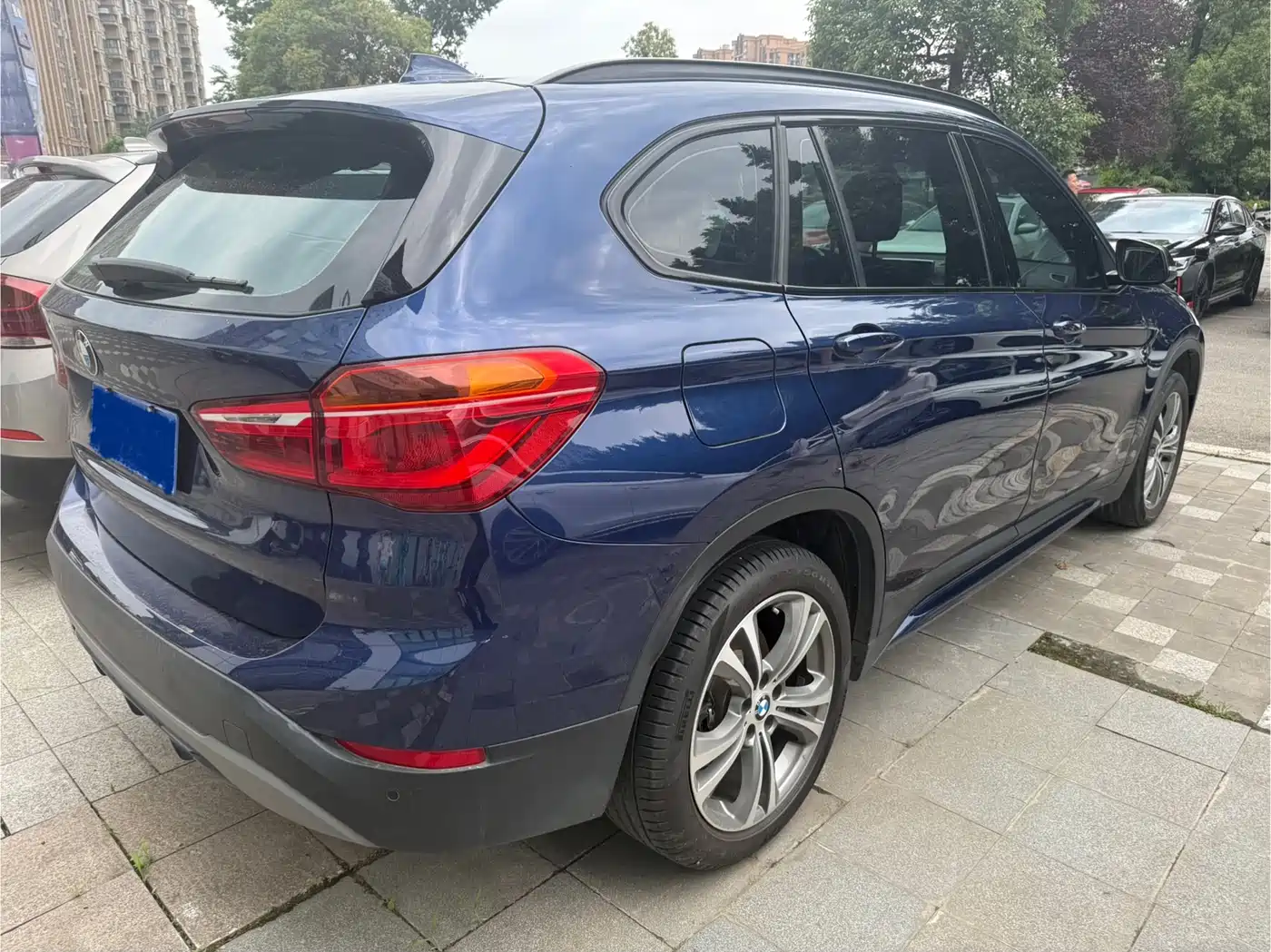BMW X1 2019 sDrive18Li Premium Model фото 14