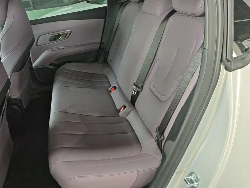 Deepal DeepBlue L06 2026 2025 Base Model