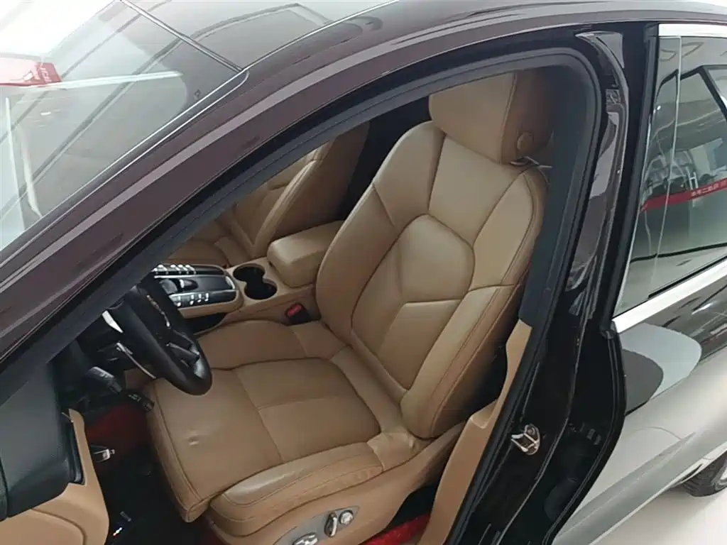 Porsche Macan 2017 Macan 2.0T фото 15