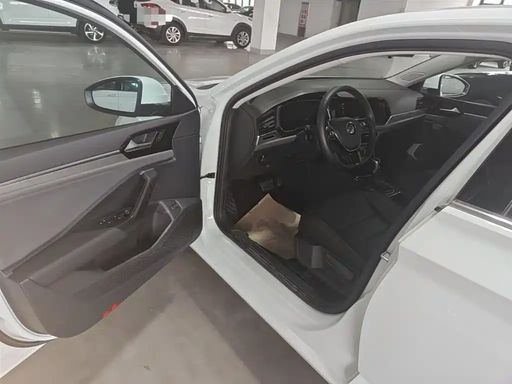 Volkswagen Sagitar 2022 280TSI DSG Surpassing Edition фото 16