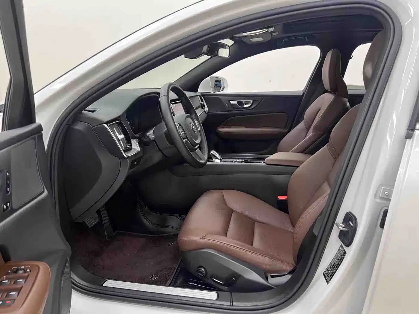 Photo 11 - Volvo S60