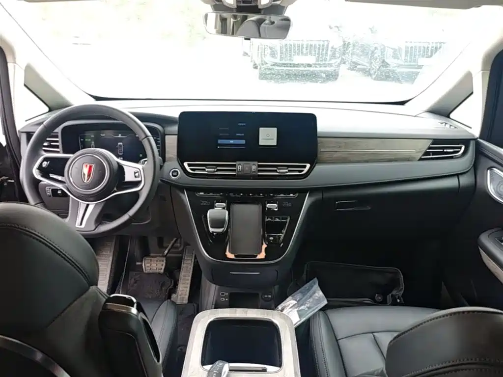 Hongqi HQ9 PHEV 2024 Model 2.0T AWD Business Edition фото 10
