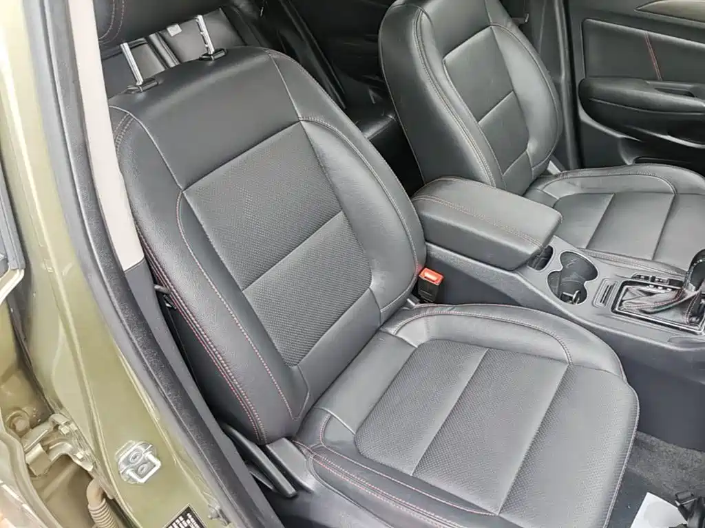 Photo 25 - Changan CS75