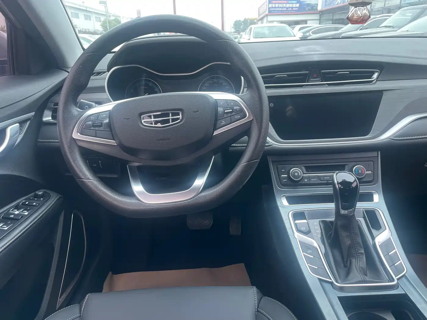 GEELY EMGRAND