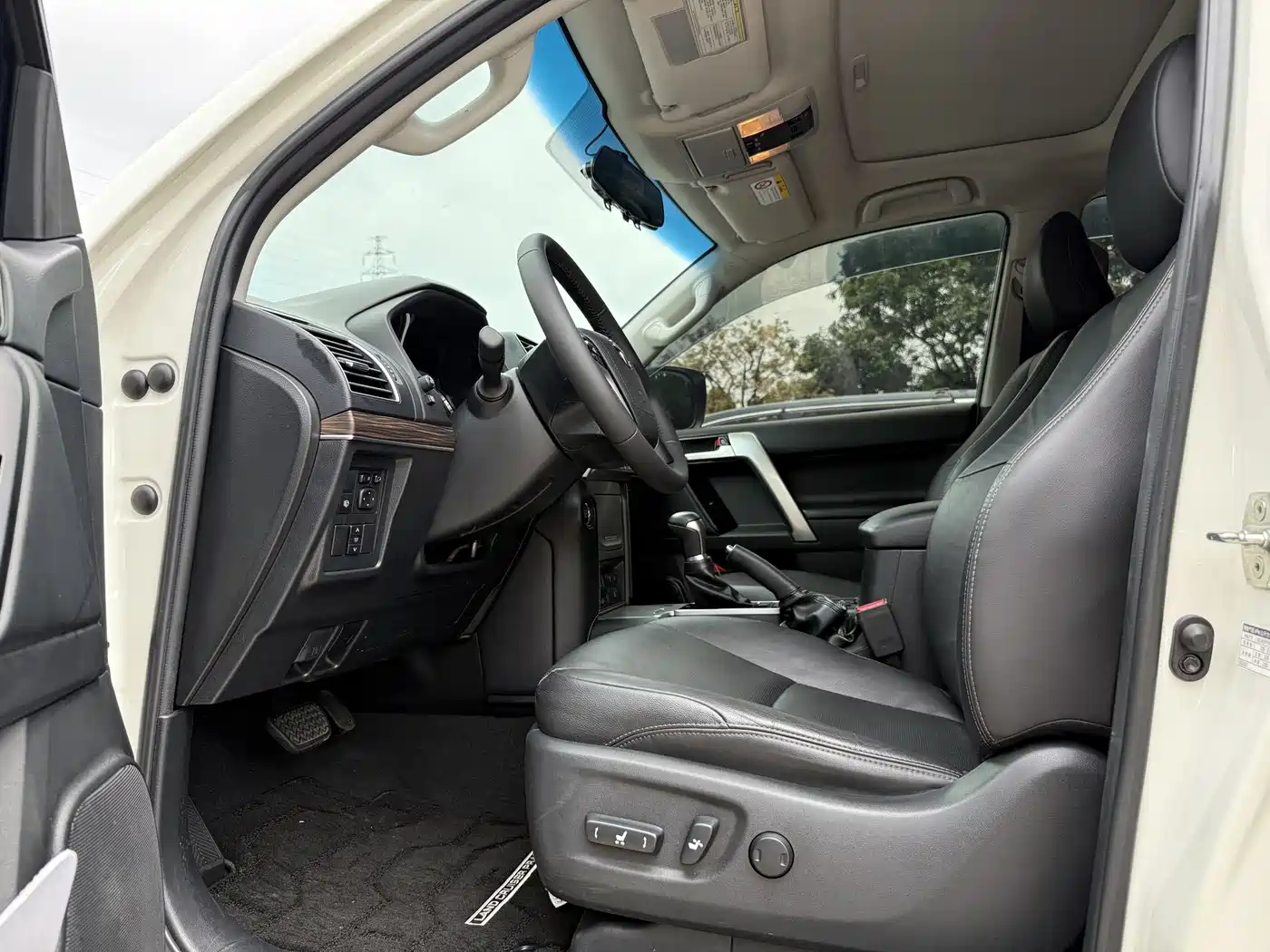 Toyota Prado 2018 3.5L Automatic TX-L Rear-mounted Spare Tire фото 8
