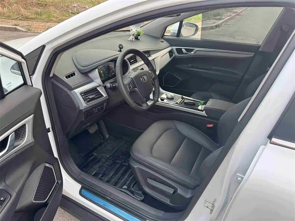 GEELY AUTOMOBILE EMGRAND GSE