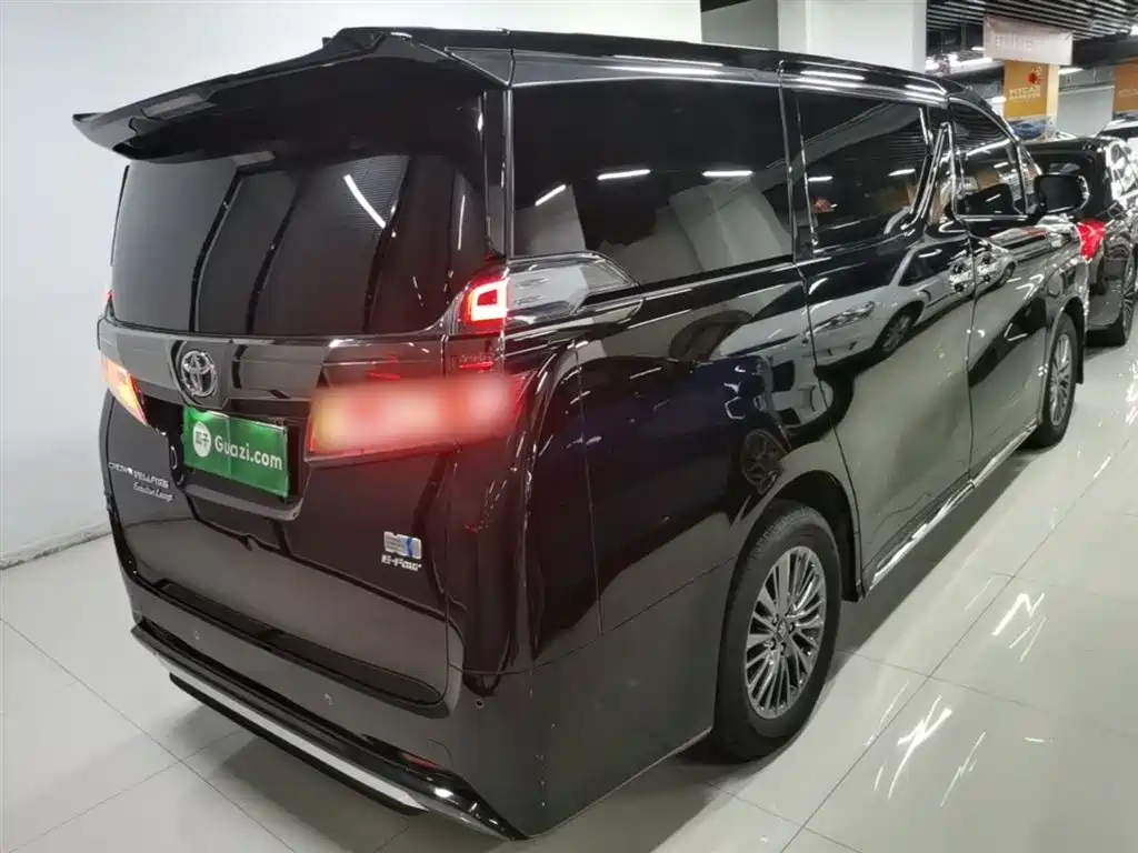 Toyota Vellfire 2023 Crown Hybrid 2.5L HV Ultimate фото 7