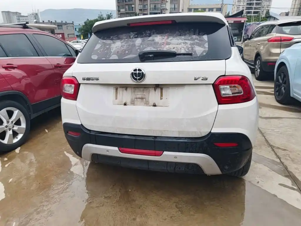 Zhonghua V3 2015 2015 1.5L Manual Smart Edition