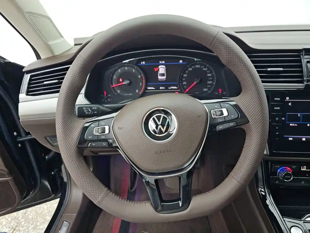 Volkswagen Phideon 2021 2021 380TSI Luxury Edition
