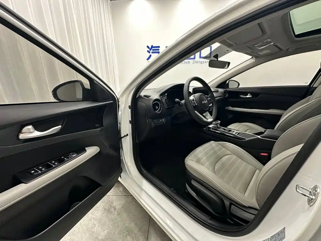 Kia K3 2023 2023 Model 1.5L CVT Luxury Edition